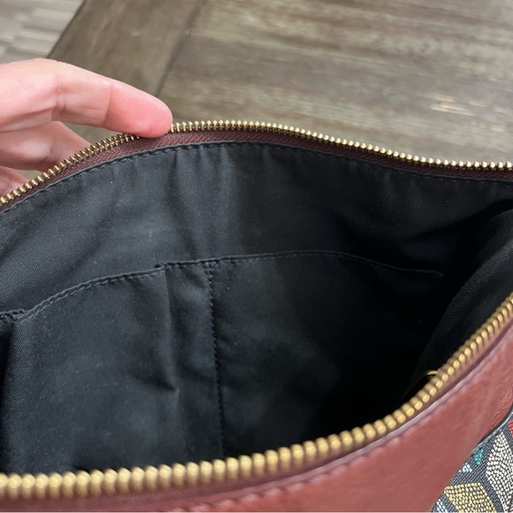 Fossil Fiona Geometric Multi Color Shapes Crossbody - Picture 9 of 17